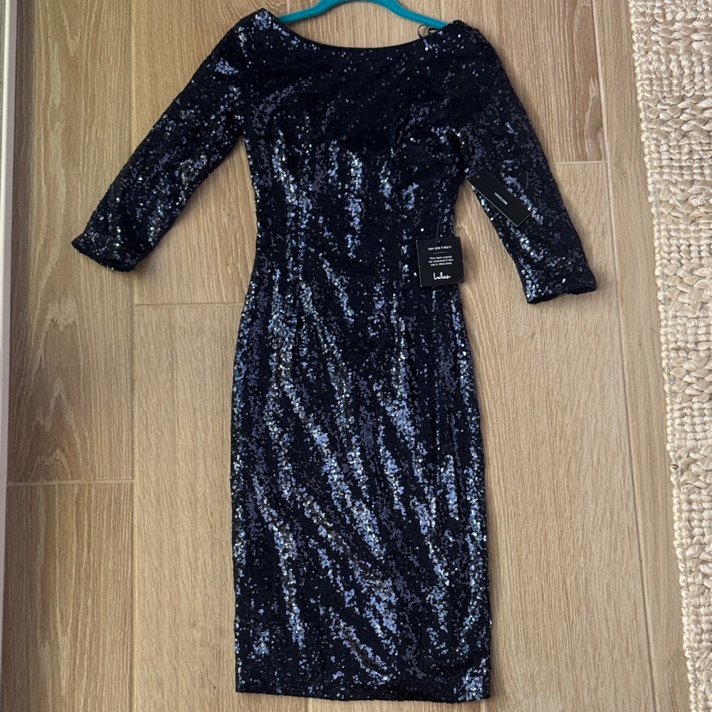 Lulu’s XS Midi Blue Sequin Boat Neck Dress